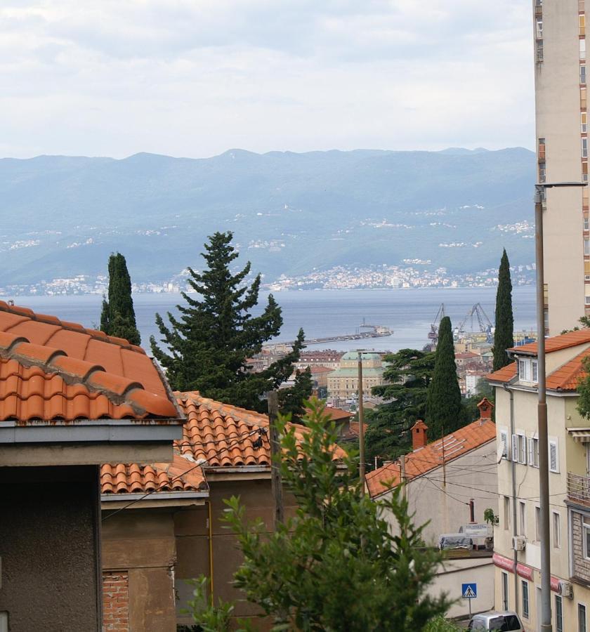 Sea Flower Apartment Rijeka Exterior photo